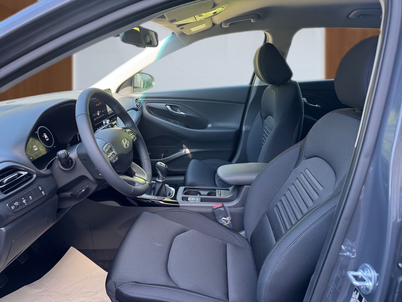 Fahrzeugabbildung Hyundai i30 ADVANTAGE LED*SHZ*LHZ*KAMERA*NAVI*USB*2Z-KL*