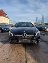 Mercedes-Benz CLA Shooting Brake CLA 180 - schwarze Mercedes-Benz CLA Shooting Brake