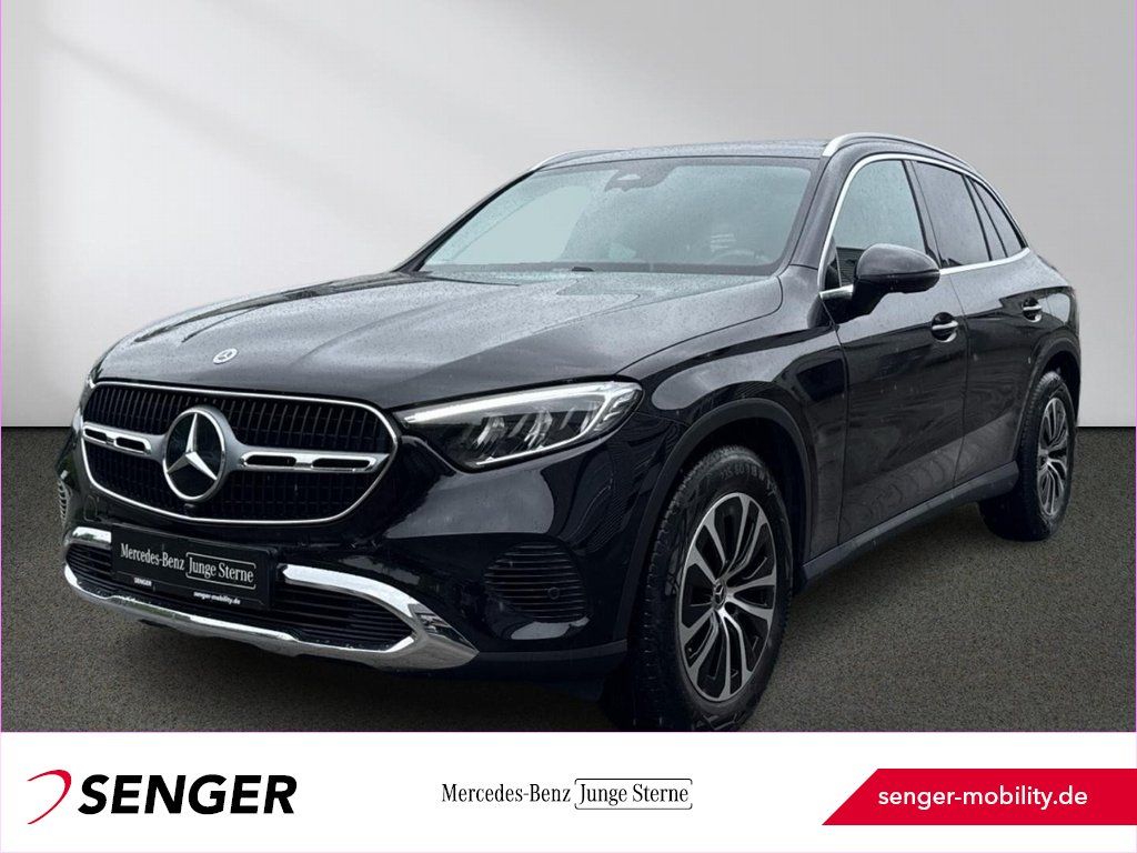 MERCEDES-BENZ GLC 220 d 4M Avantgarde Panorama Standhzg. AHK