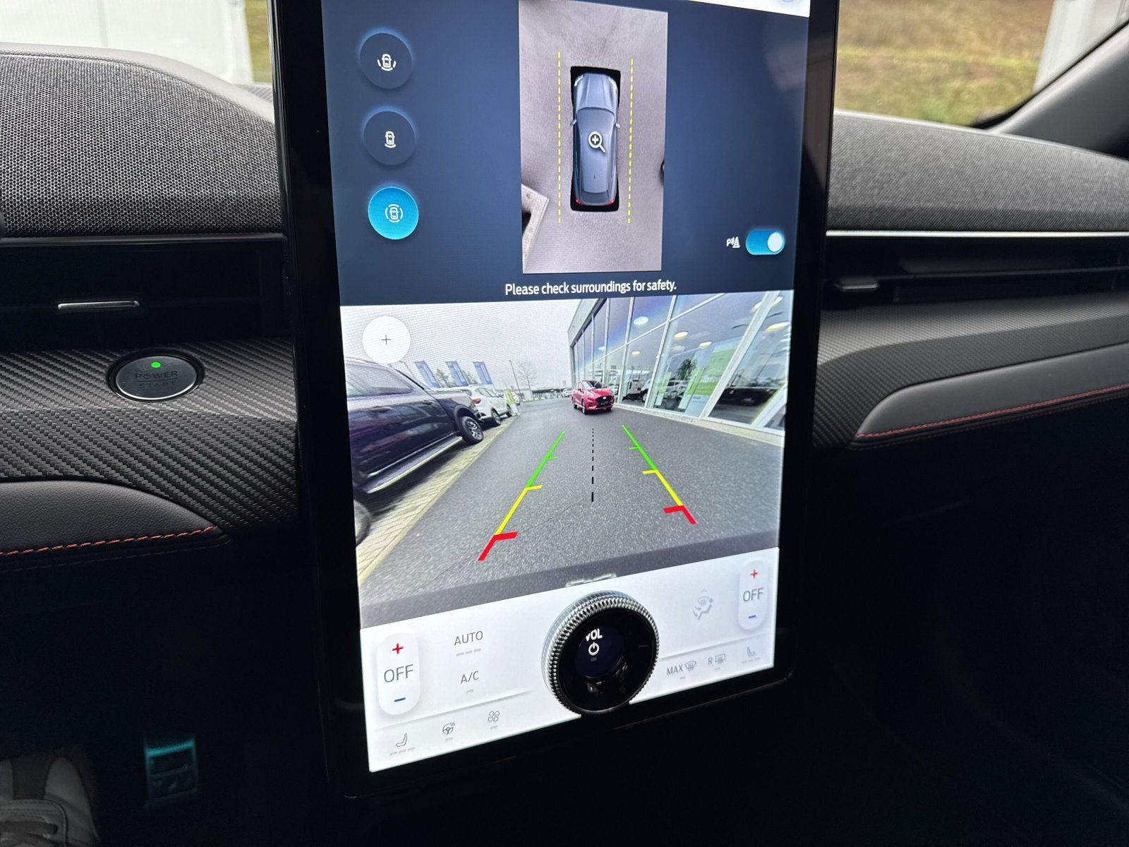 Fahrzeugabbildung Ford Mustang Mach-E #99kWh Premium