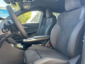 BMW iX2 xDrive30 M Sportpaket DAB LED Komfortzg.