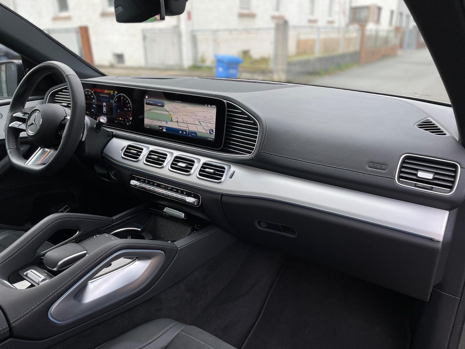 Fahrzeugabbildung Mercedes-Benz GLE 350 de Coupé Facelift |AMG|HUD|360°|22"|AHK