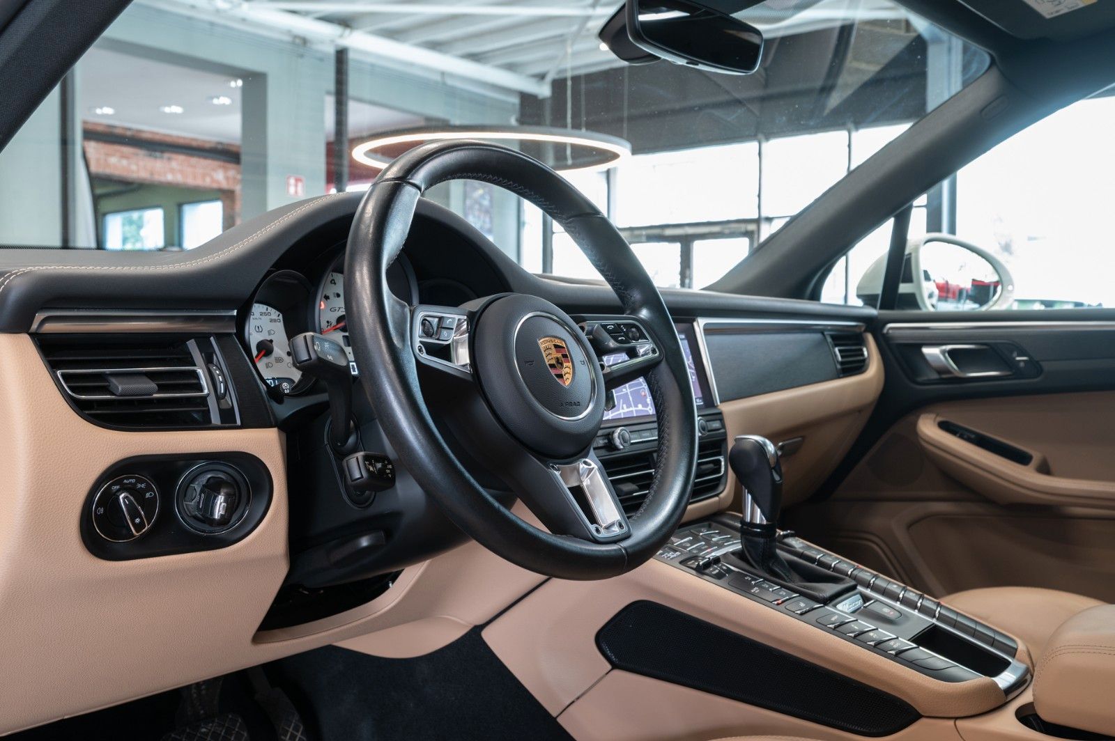 Porsche Macan GTS SPORT-DESIGN AHK ACC PANO 21-ZOLL foto 14