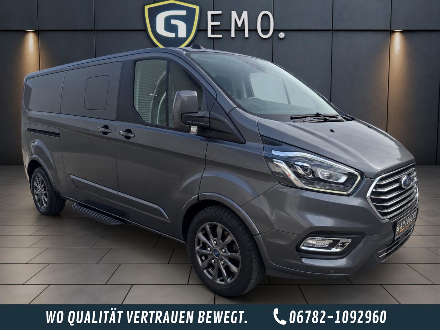 Gebrauchtwagen Ford Tourneo Custom Tourneo Custom Transit Kombi 320 L2 Titanium X A in Birkenfeld