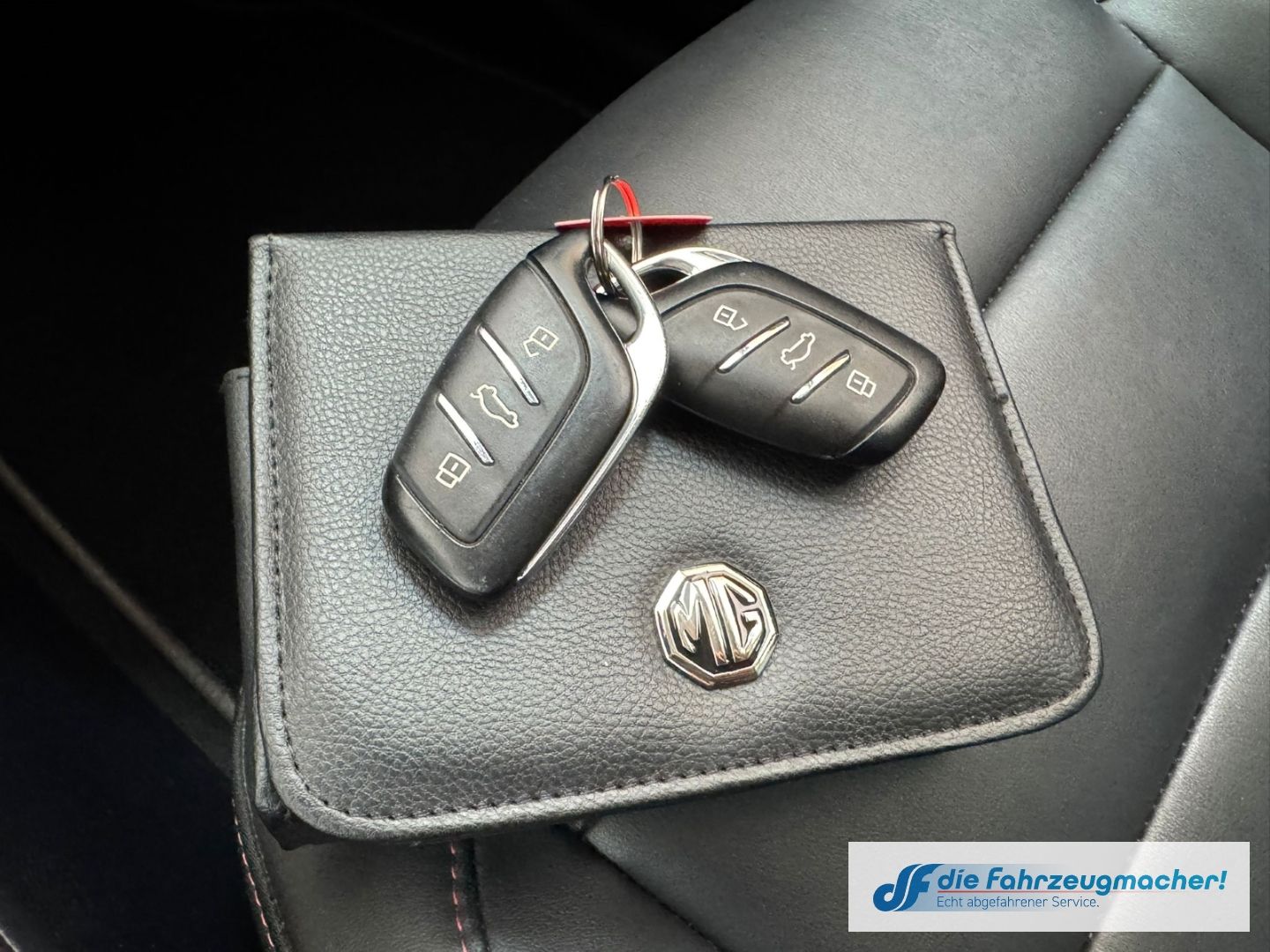 Fahrzeugabbildung MG EHS PHEV Comfort Hybrid EU6d Navi Digitales Cock