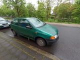 Fiat Punto 176  Oldtimer Auto - Fiat Punto mit Benzin-Antrieb: 176