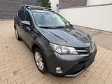 Toyota RAV 4 2,2-l-D-4D 4x4 Life Automatik - Toyota RAV 4 Life