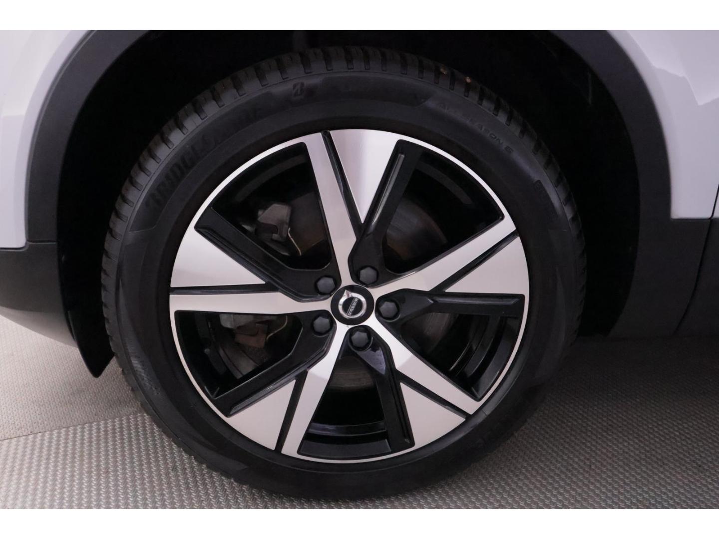 Volvo XC40 P8 Electric R-Design+LED+VIRTUAL+CARPLAY, миниатюра 11