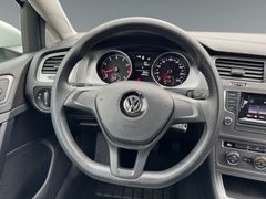 Fahrzeugabbildung Volkswagen Golf VII Lim. Trendline BMT Klima Einparkhilfe