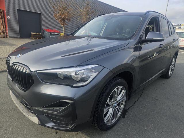 BMW X1 sDrive 18i ADVANTAGE * PANORAMADACH* M SPORT