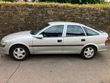Opel Vectra 1.6 VON OPA KLIMA ALLWETTER TÜV 5 /27 - Opel Vectra: A V6