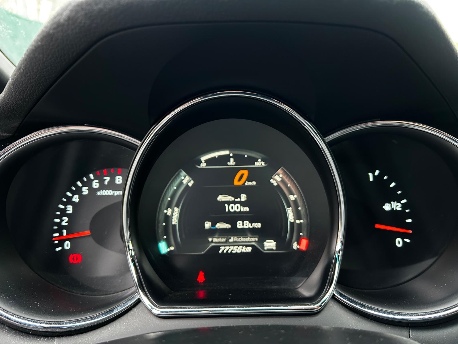 Kia Ceed 1.6 T-GDI GT-Track*PANO*KEYLESS*NAP*RFK*