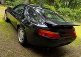 Porsche 928 GTS GT - schwarze Porsche 928