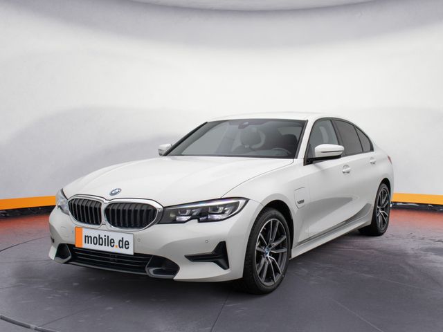 BMW 320e Sport Line AHK Alarm DAB LED PDC 18 Zoll