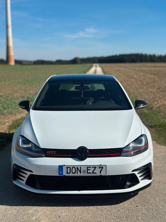 Image of Volkswagen Golf