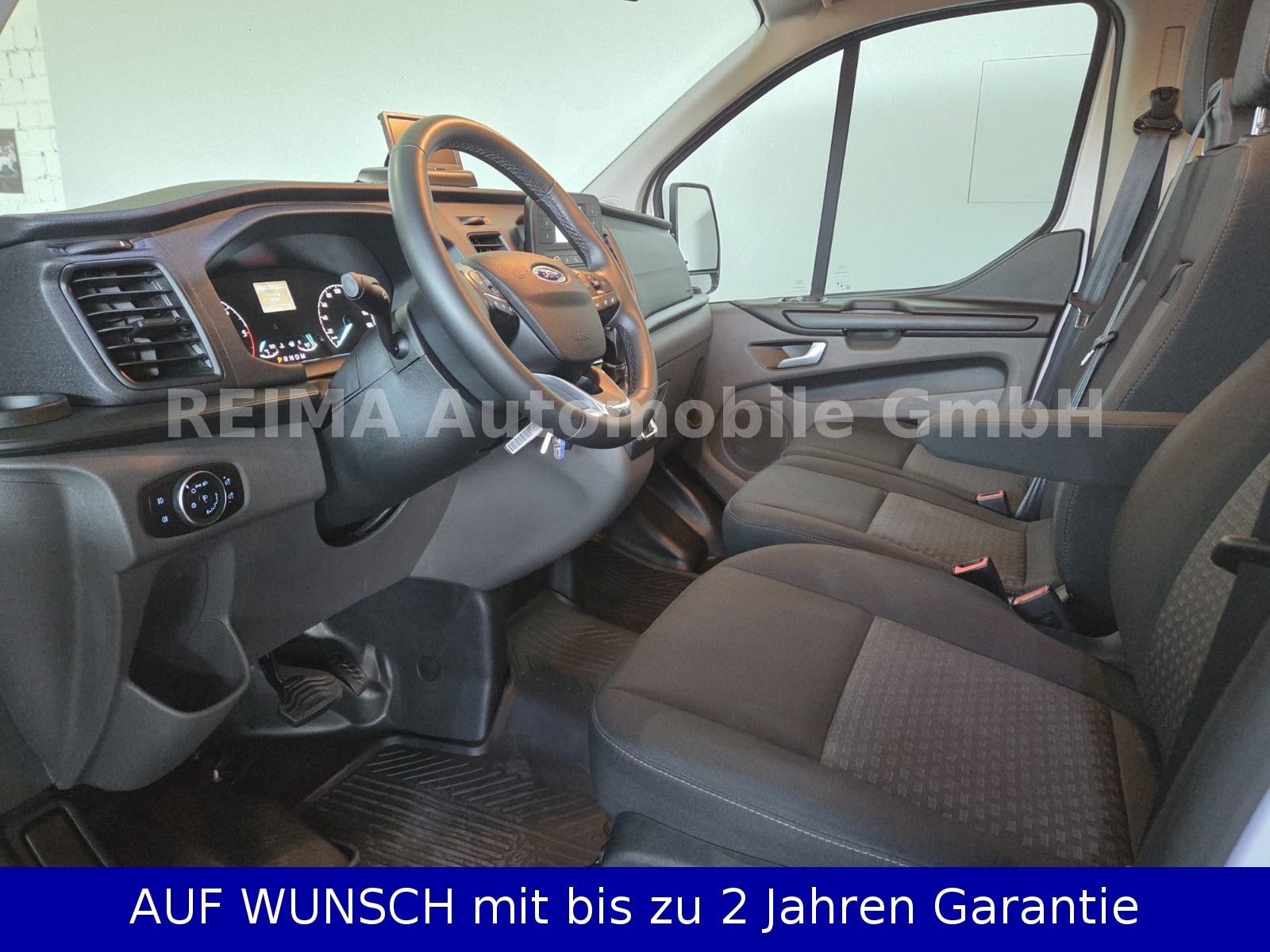 Fahrzeugabbildung Ford Transit Custom 2,0 TDi Kombi 9 Sitzer, Kamera