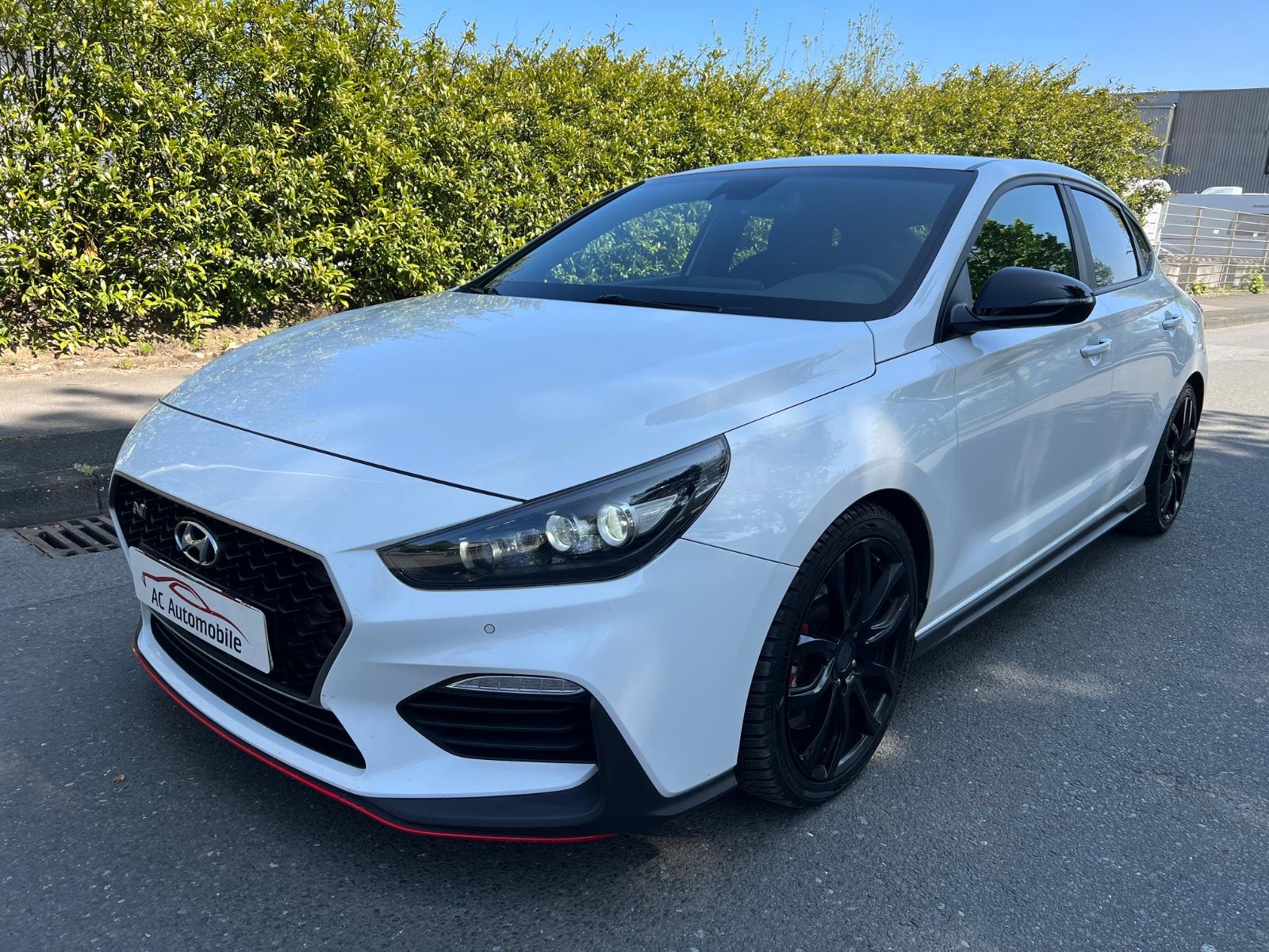 Hyundai i30 Fastback N Performance*Navi*Kamera*LED*