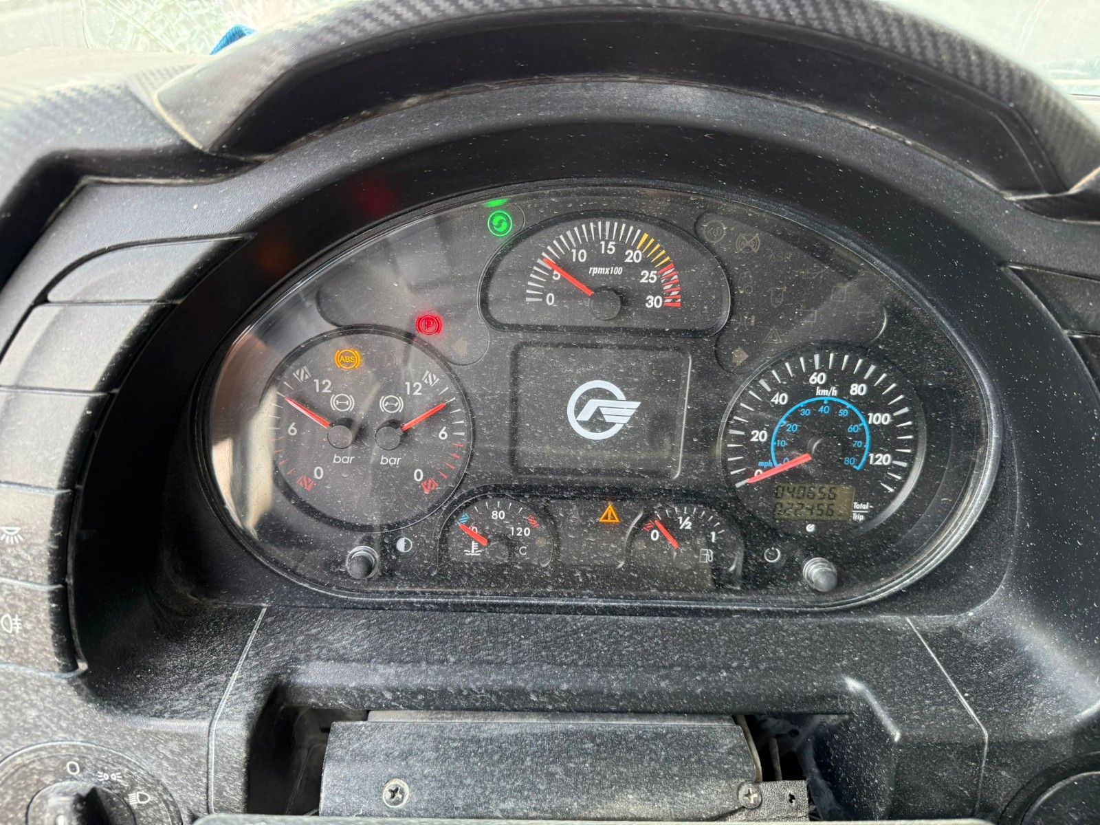 Fahrzeugabbildung Iveco Astra 8x8 Mulden Kipper HD9 86.54