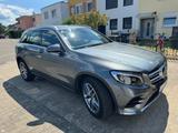 Mercedes-Benz GLC 220 d 4MATIC AMG Line Autom.  9G Tronic - Mercedes-Benz GLC 220: AMG