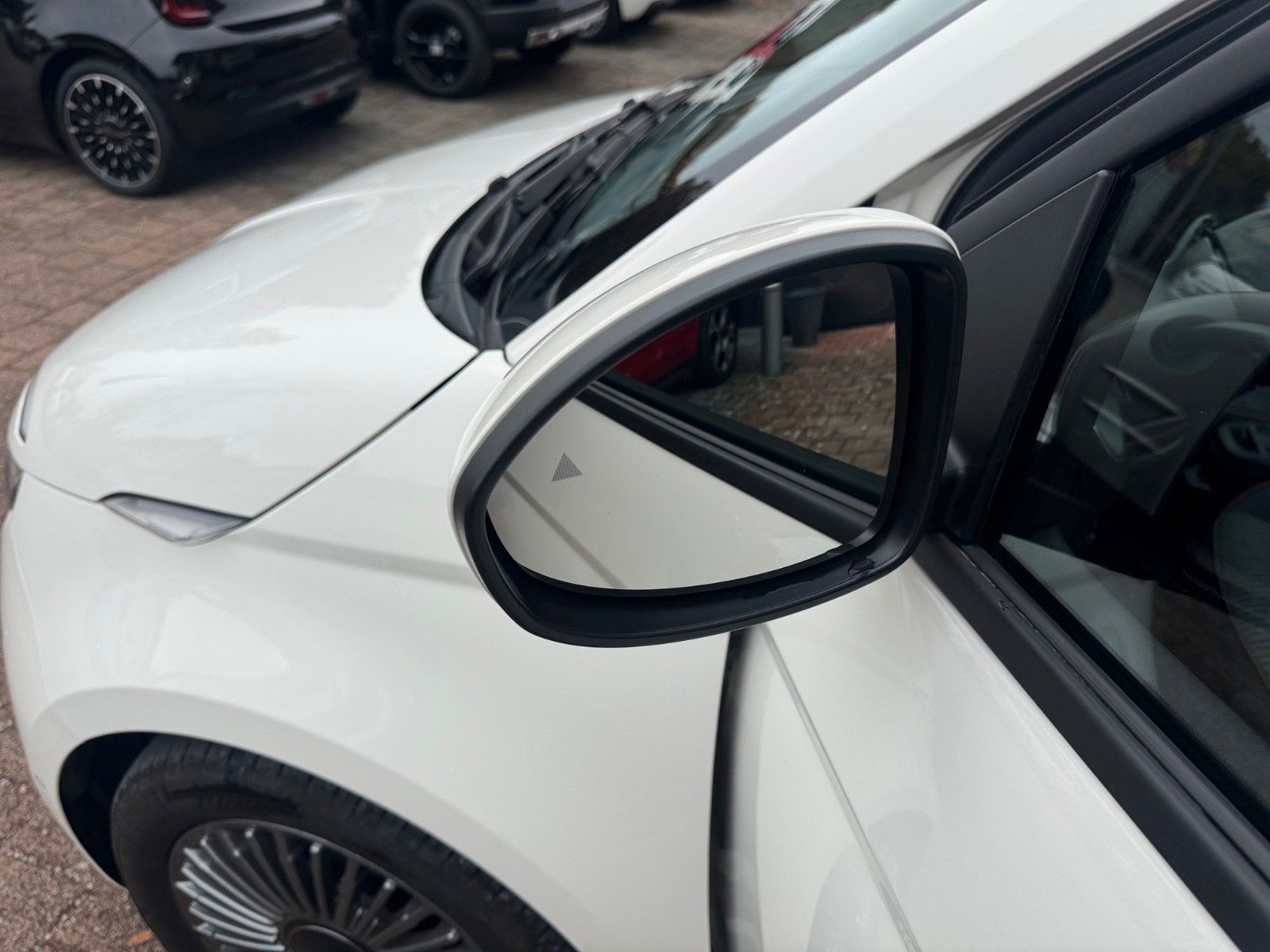 Fahrzeugabbildung Fiat 500e Icon NAVI SITZHEIZUNG KAMERA TEMPOMAT