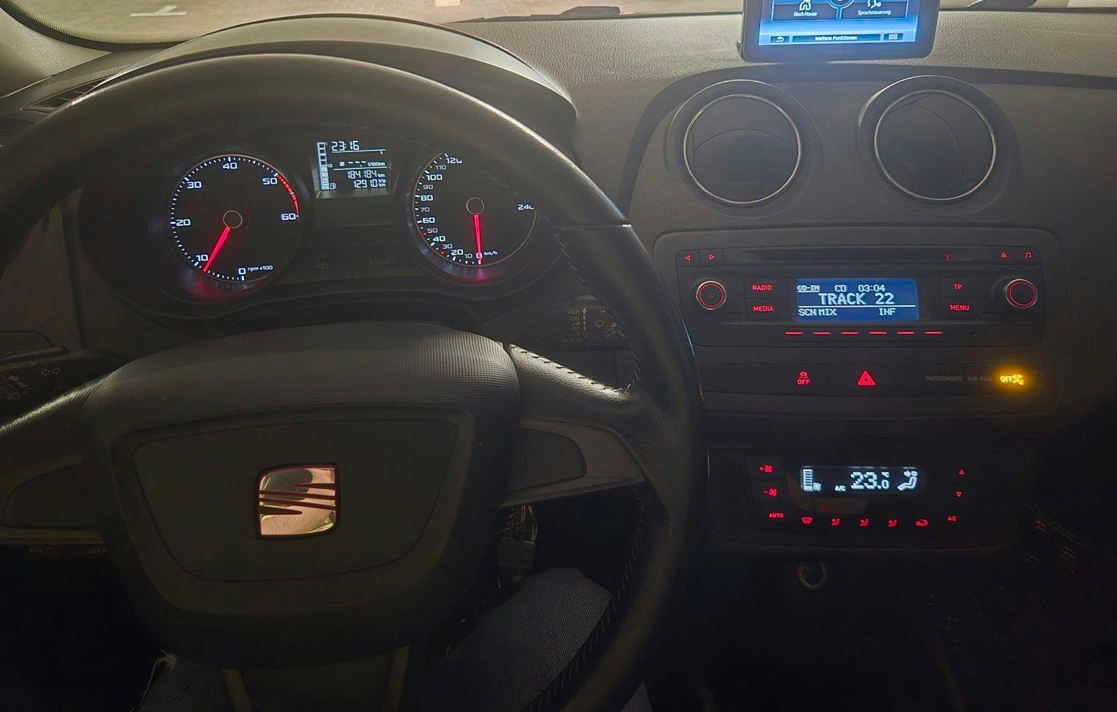 Seat Ibiza 2013 — photo 14