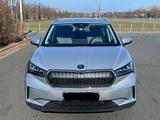 Skoda Enyaq iV 80, AHK, 8-x Bereifung, 2 J. Garantie - Skoda Enyaq iV 80x Gebrauchtwagen