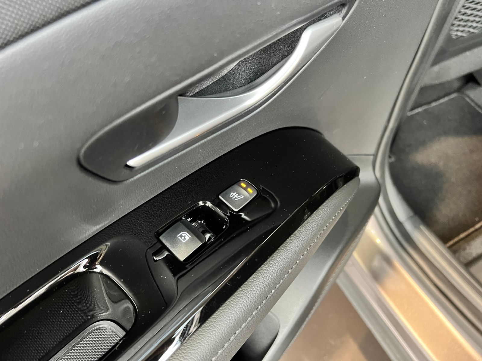 Fahrzeugabbildung Hyundai TUCSON Prime Hybrid 2WD KRELL 360° NAVI LEDER