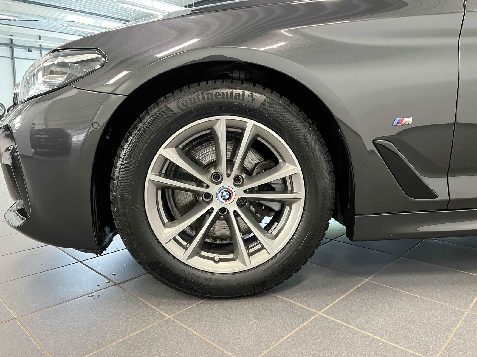 BMW 520d xDrive Touring M Sport HUD PANO ACC RFK NAV foto 6