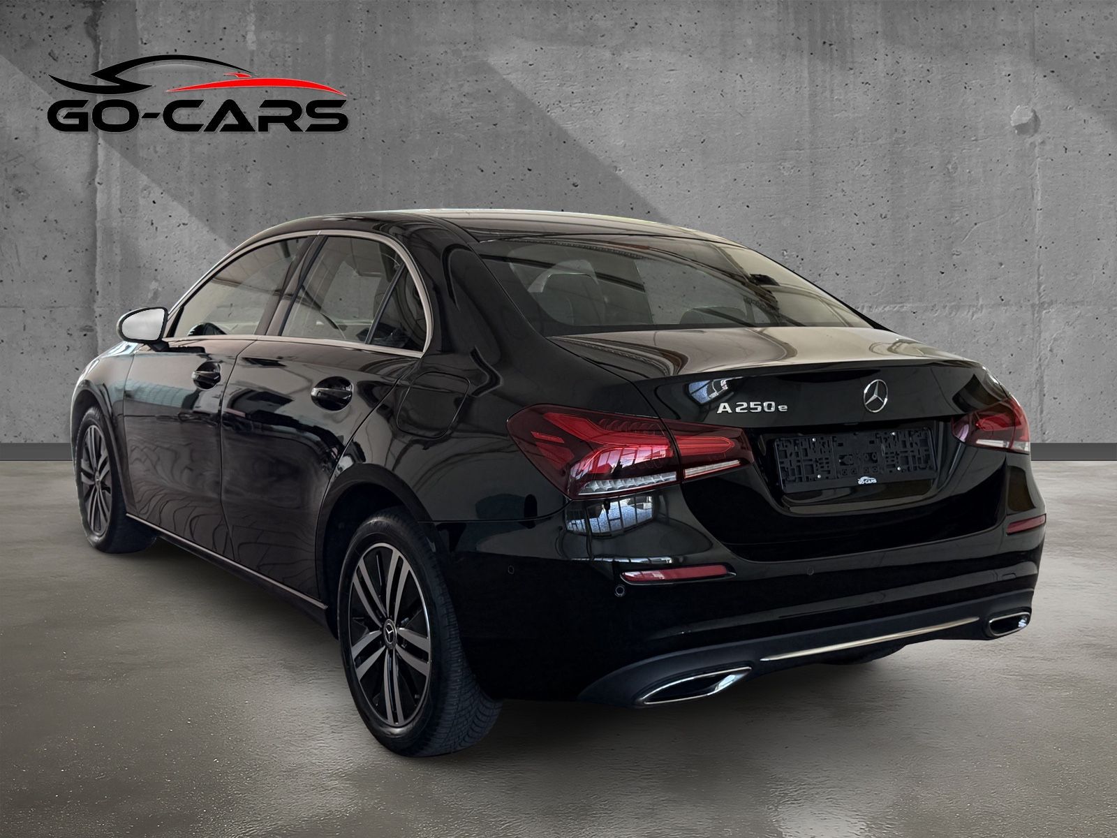 Mercedes-Benz A 250e JUNGE STERNE GARANTIE imagem 3