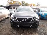 Volvo XC 60 2,4 D5 R-Design AWD - Volvo aus 2012: Geländewagen