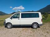 Volkswagen T5 Multivan 2,5 TDI 131PS AllradMotor überholt  - VW T5 Multivan 8-Sitzer