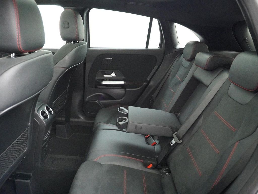 Mercedes-Benz GLA 180 Business Solution AMG | Panorama - Schie