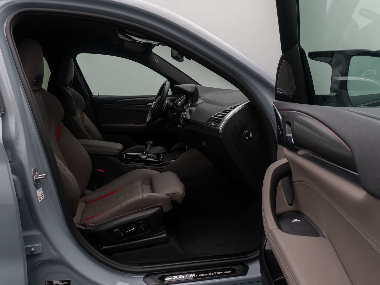 Fahrzeugabbildung BMW X4 M Competition HUD H/K DAB Komfort Alarm 21Zol