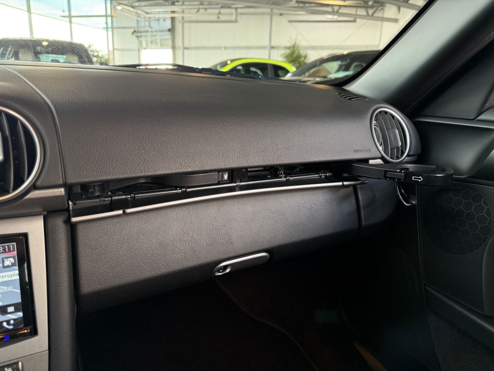 Fahrzeugabbildung Porsche Cayman RFK XENON NAVI ALU