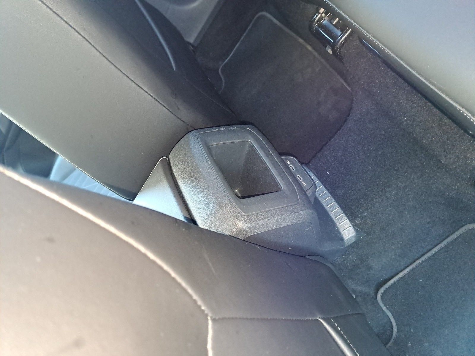 Volkswagen T-Cross - Bild 14