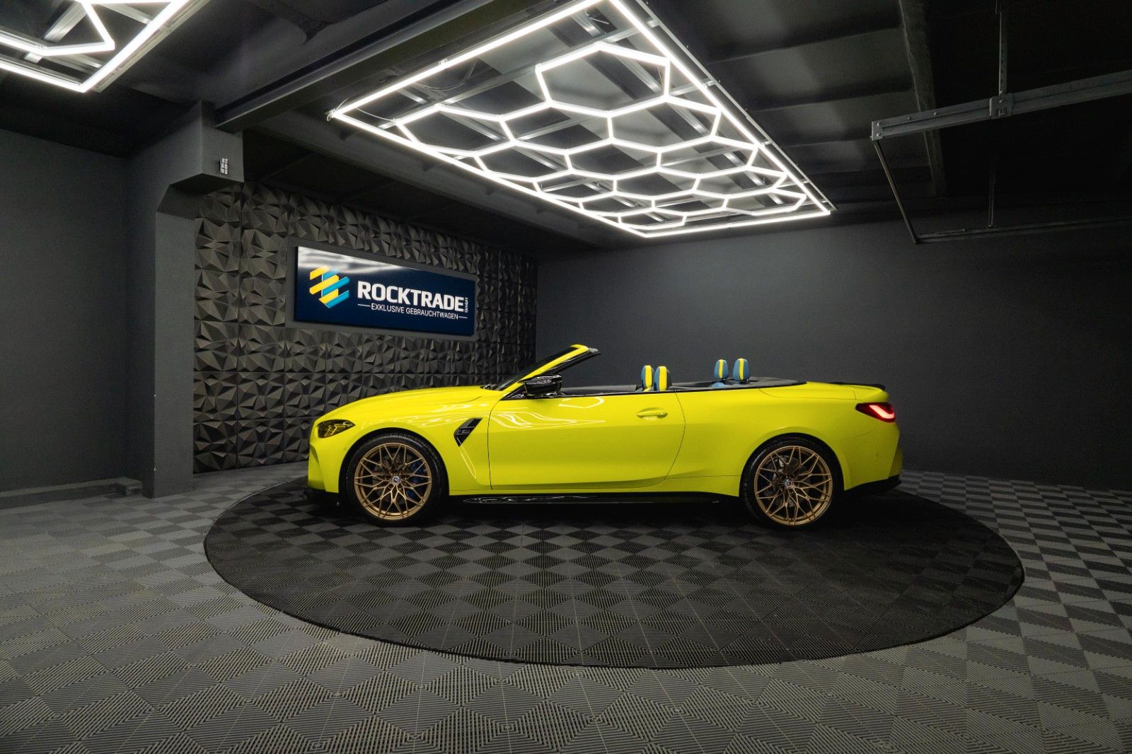 Fahrzeugabbildung BMW M4 Cabrio xDrive Competition AC Schnitzer LASER