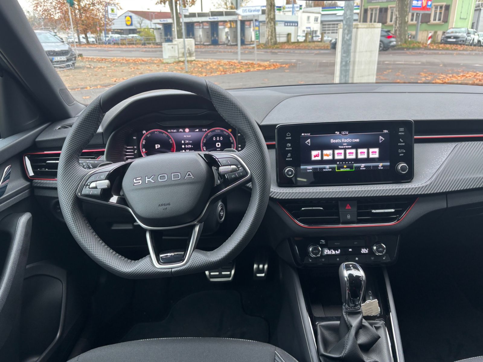 Fahrzeugabbildung SKODA Kamiq Monte Carlo 1.5 DSG KAM SHZ