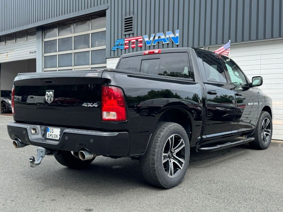 Fahrzeugabbildung Dodge RAM 1500 CrewCab 5.7 Leder Kamera deutsches Fzg.