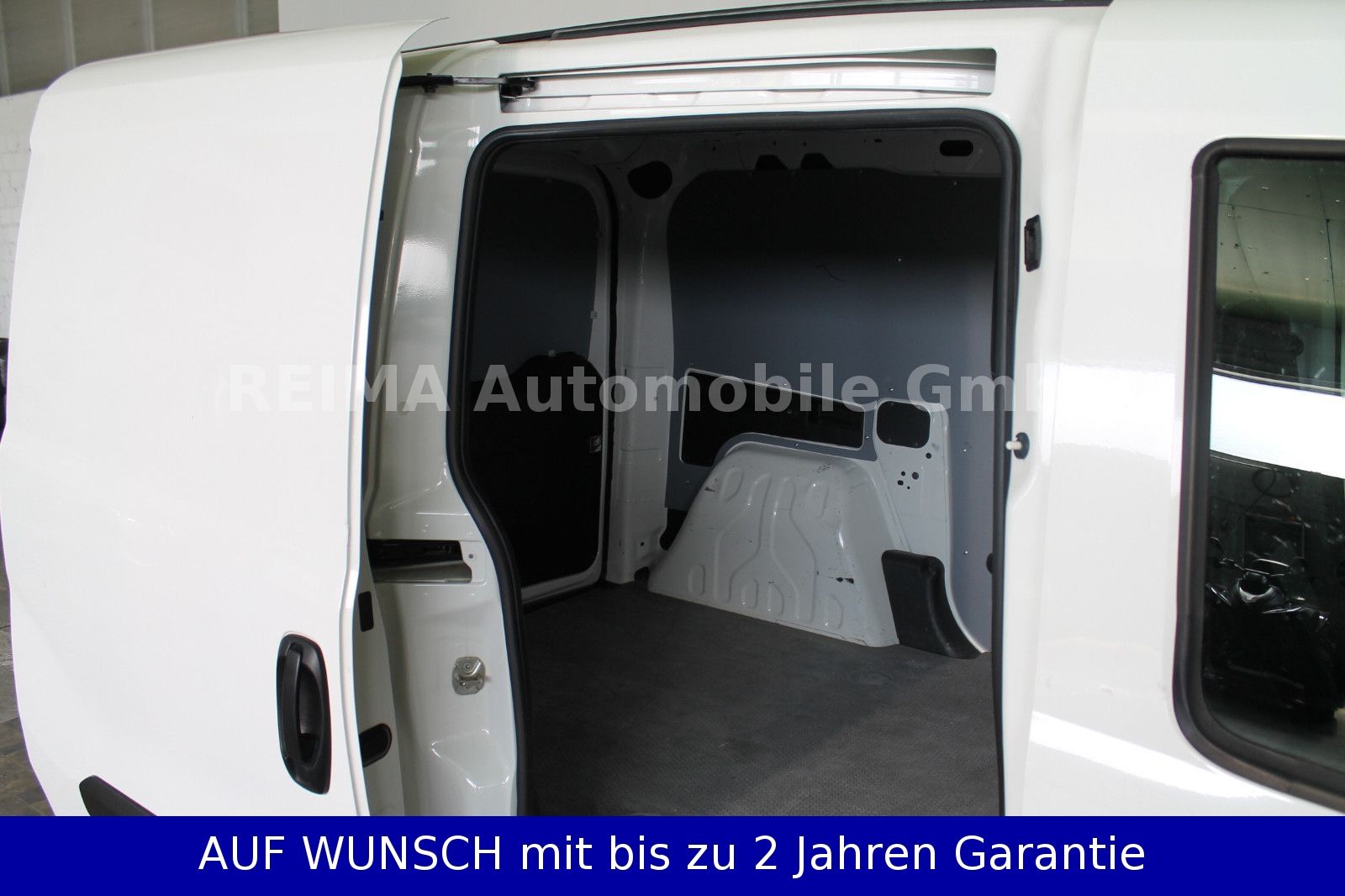 Fahrzeugabbildung Fiat Doblo Doblò SX 1,6 D  Kasten, Klima, Apple Car