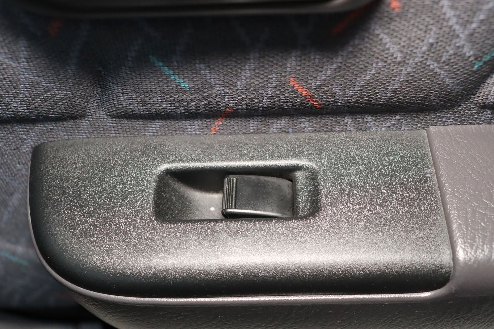 Fahrzeugabbildung Honda Logo 1.3i HU/AU 07.26