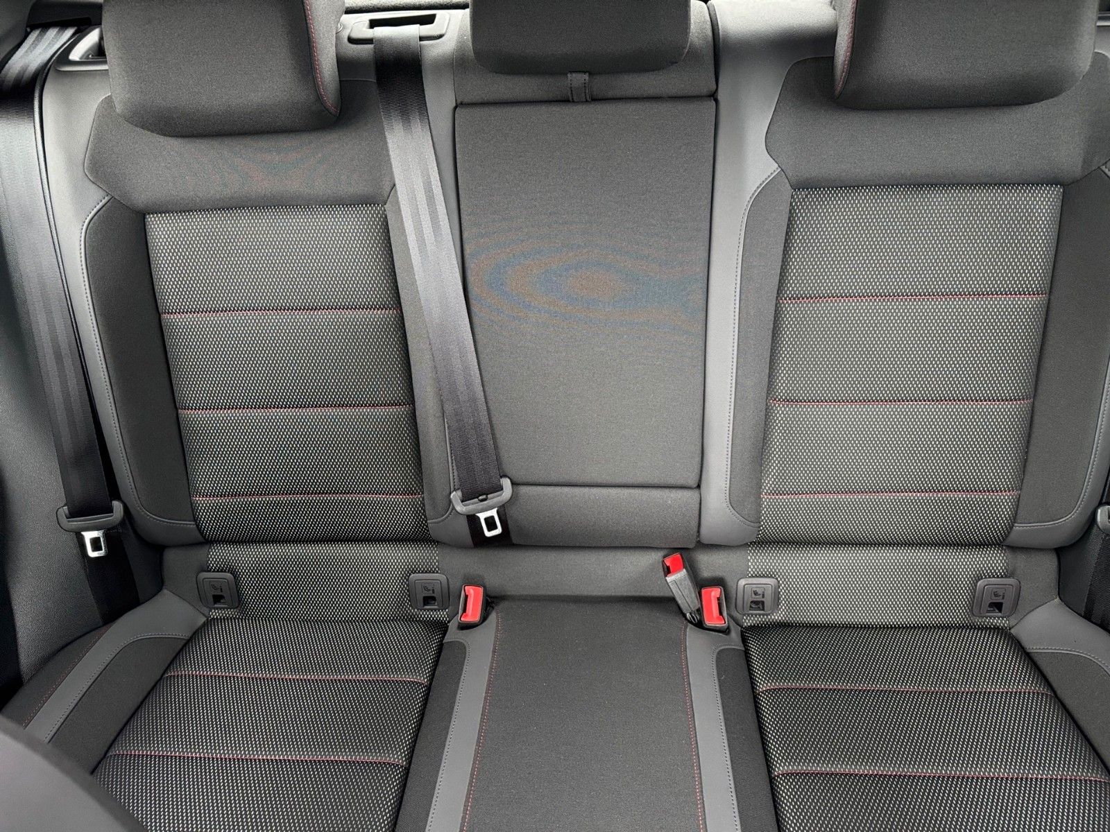 Fahrzeugabbildung Volkswagen T-Roc Sport 1.5 TSI