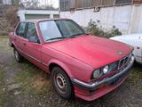 BMW 318i E30 - BMW 318 aus 1987: 318i