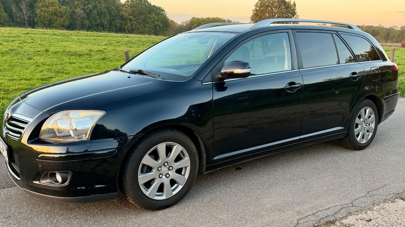 Toyota Avensis, 2008