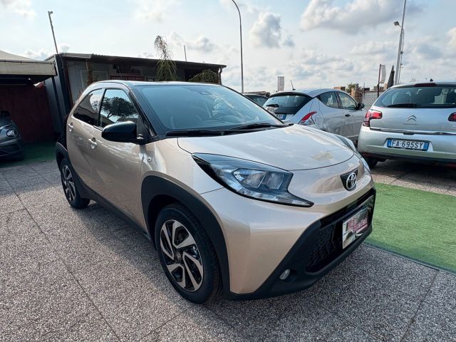 Autres Toyota Aygo X 1.0 VVT-i 72 CV 5 porte Lounge