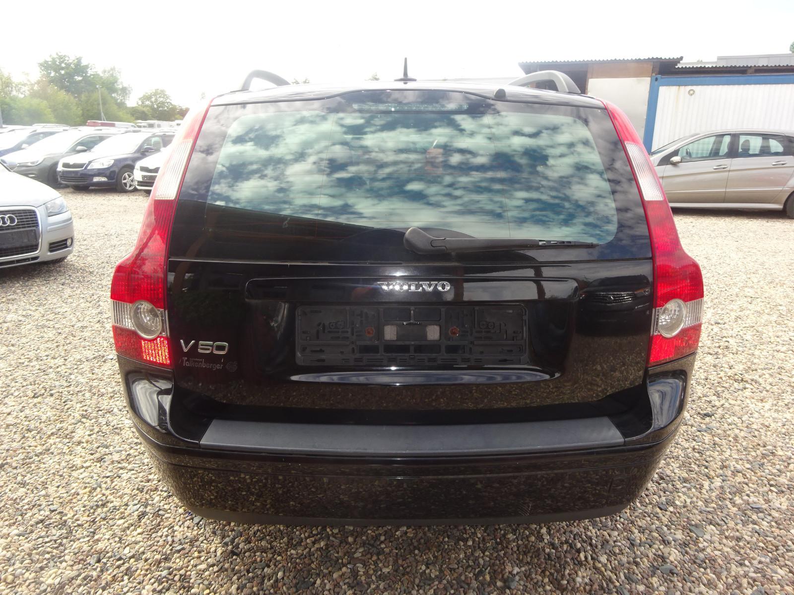 Volvo V50 2004 — photo 5