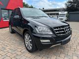 Mercedes-Benz ML 300 CDI 4Matic Designo HU neu Leder SD - Mercedes-Benz ML 300: Cdi 4matic