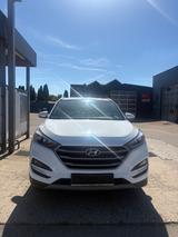Hyundai TUCSON - Hyundai TUCSON von privat