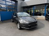 Ford Fiesta Titanium - Ford Fiesta aus 2016 mit Benzin-Antrieb: Kleinwagen