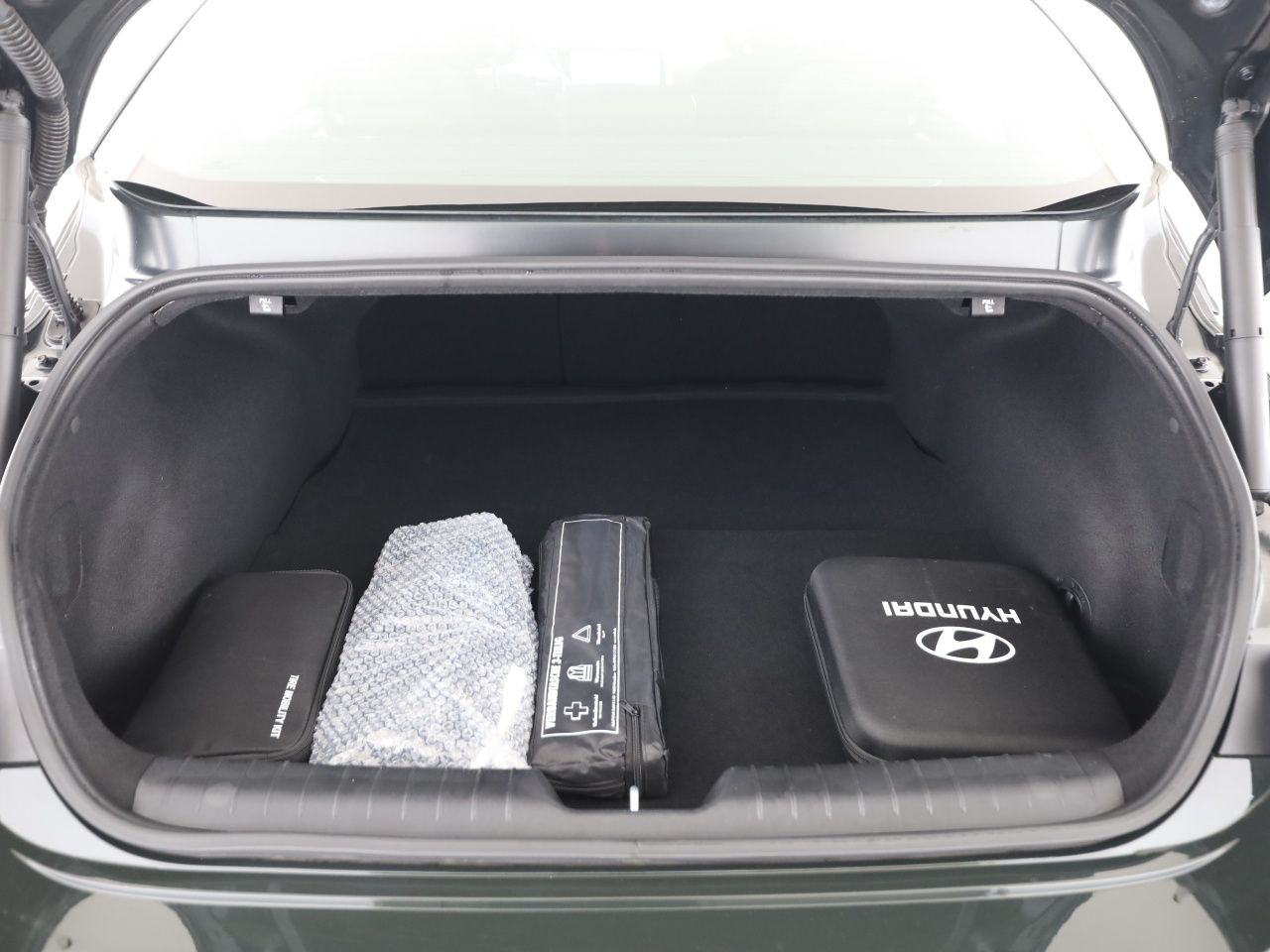 Hyundai IONIQ 6 – Bild 16