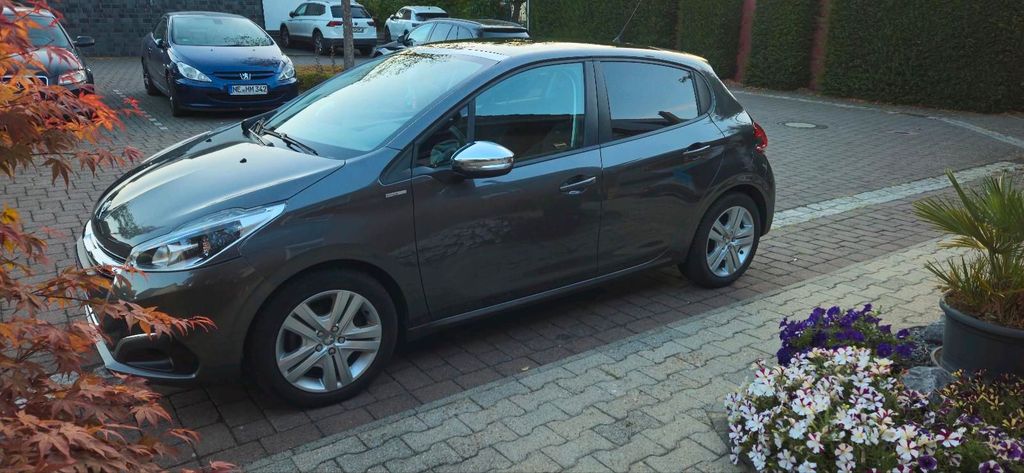 Image of Peugeot 208